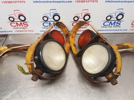 Ford 550, 555, 655 Working Lighs Assembly 83930993, E1nn13n083bc12z - Luz/ Iluminación para Retroexcavadora: foto 2 Ford 550, 555, 655 Working Lighs Assembly 83930993, E1nn13n083bc12z - Luz/ Iluminación para Retroexcavadora: foto 2