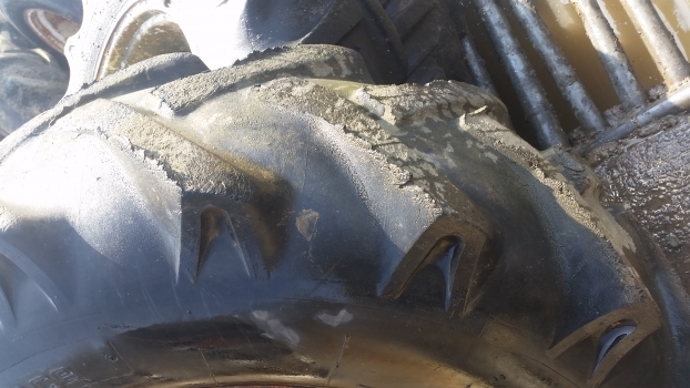Ford Construction Wheel And Tyre 16.9/14-28. Please Check Decription. - Rueda completa para Tractor: foto 3 Ford Construction Wheel And Tyre 16.9/14-28. Please Check Decription. - Rueda completa para Tractor: foto 3