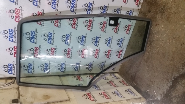 Ford New Holland 40, 60, M, Tl, Ts Series Cab Door Glass Right 82000367 - Puerta y piezas para Tractor: foto 1 Ford New Holland 40, 60, M, Tl, Ts Series Cab Door Glass Right 82000367 - Puerta y piezas para Tractor: foto 1