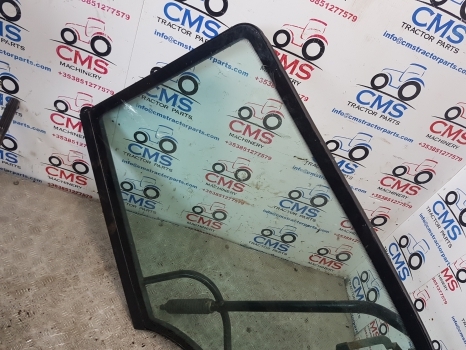 Ford New Holland 40, 60, Ts 8340 Cab Door Rhs 82002446, 82006664, 82000367 - Puerta y piezas: foto 3 Ford New Holland 40, 60, Ts 8340 Cab Door Rhs 82002446, 82006664, 82000367 - Puerta y piezas: foto 3