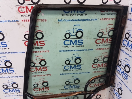 Ford New Holland 40, 60, Ts 8340 Cab Door Rhs 82002446, 82006664, 82000367 - Puerta y piezas: foto 5 Ford New Holland 40, 60, Ts 8340 Cab Door Rhs 82002446, 82006664, 82000367 - Puerta y piezas: foto 5