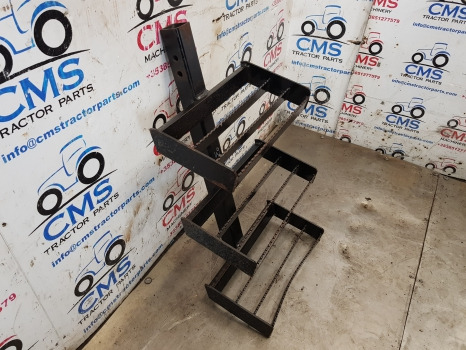 Ford New Holland 40, Ts ,ts110, 6640 Foot Step Assy Rhs 82008961,f0nn9420041bb - Peldaño: foto 3 Ford New Holland 40, Ts ,ts110, 6640 Foot Step Assy Rhs 82008961,f0nn9420041bb - Peldaño: foto 3
