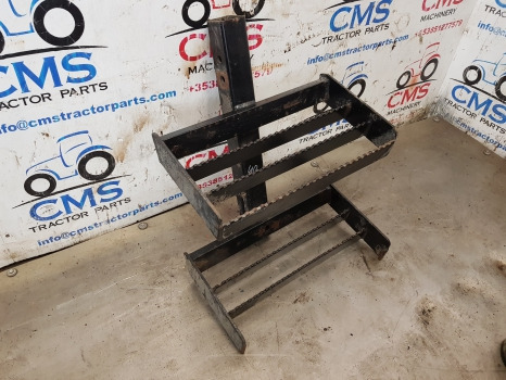 Ford New Holland 40, Ts ,ts110, 6640 Foot Step Assy Rhs 82008961,f0nn9420041bb - Peldaño: foto 2 Ford New Holland 40, Ts ,ts110, 6640 Foot Step Assy Rhs 82008961,f0nn9420041bb - Peldaño: foto 2