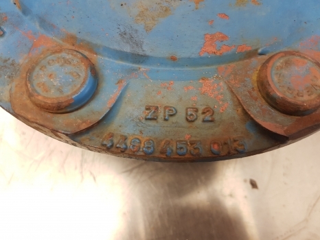 Ford Tw 20 Front Axle Hub Bolt Plate Ford 4468453013, Zp1927708, 4468453013 - Cubo para Tractor: foto 5 Ford Tw 20 Front Axle Hub Bolt Plate Ford 4468453013, Zp1927708, 4468453013 - Cubo para Tractor: foto 5