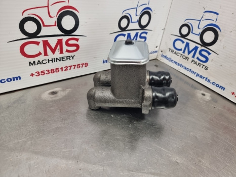 Ford Tw10, Tw Series, 9600 Brake Master Cylinder C7nn2140a, D3nn2140a - Cilindro de freno para Maquinaria agrícola: foto 2 Ford Tw10, Tw Series, 9600 Brake Master Cylinder C7nn2140a, D3nn2140a - Cilindro de freno para Maquinaria agrícola: foto 2
