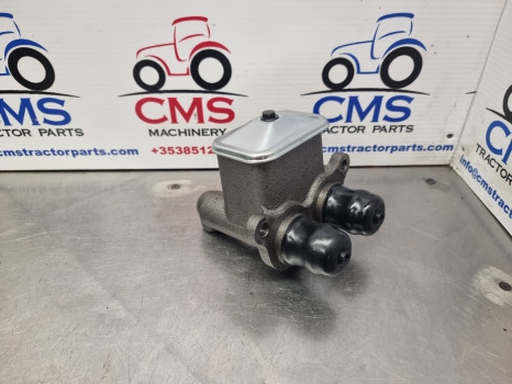 Ford Tw10, Tw Series, 9600 Brake Master Cylinder C7nn2140a, D3nn2140a - Cilindro de freno para Maquinaria agrícola: foto 1 Ford Tw10, Tw Series, 9600 Brake Master Cylinder C7nn2140a, D3nn2140a - Cilindro de freno para Maquinaria agrícola: foto 1