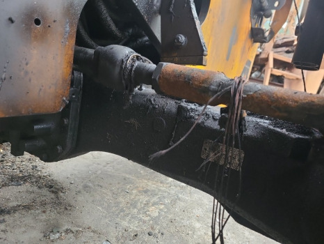 Jcb 542-70 Ag Rear axle housing 589/m6926, 458/m6947 - Eje posterior: foto 2 Jcb 542-70 Ag Rear axle housing 589/m6926, 458/m6947 - Eje posterior: foto 2