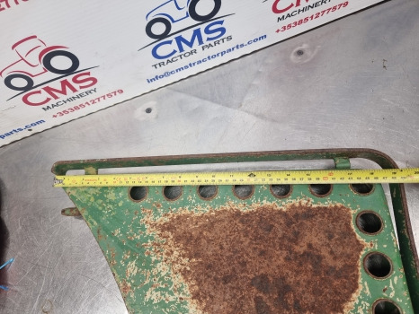John Deere 2750, 2140, 40, 50 Series, Sg2 Battery Cover Foot Step Lhs Al58119 - Puerta y piezas: foto 5 John Deere 2750, 2140, 40, 50 Series, Sg2 Battery Cover Foot Step Lhs Al58119 - Puerta y piezas: foto 5