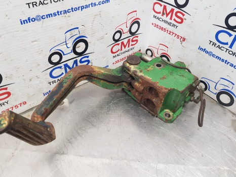 John Deere 30, 40, 50 Ser Brake Master Cylinder L31420, R54979, R54979, Ar63616 - Cilindro de freno para Maquinaria agrícola: foto 2 John Deere 30, 40, 50 Ser Brake Master Cylinder L31420, R54979, R54979, Ar63616 - Cilindro de freno para Maquinaria agrícola: foto 2