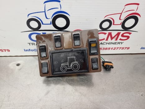 John Deere 6010, 6020, 7020 Series Light Control Panel Al114038, L113569 - Luz/ Iluminación: foto 2 John Deere 6010, 6020, 7020 Series Light Control Panel Al114038, L113569 - Luz/ Iluminación: foto 2