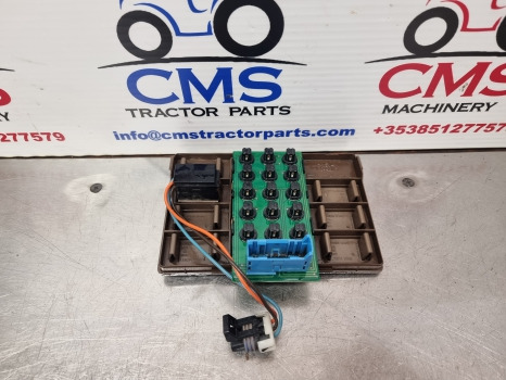 John Deere 6010, 6020, 7020 Series Light Control Panel Al114039, L113568 - Luz/ Iluminación: foto 2 John Deere 6010, 6020, 7020 Series Light Control Panel Al114039, L113568 - Luz/ Iluminación: foto 2