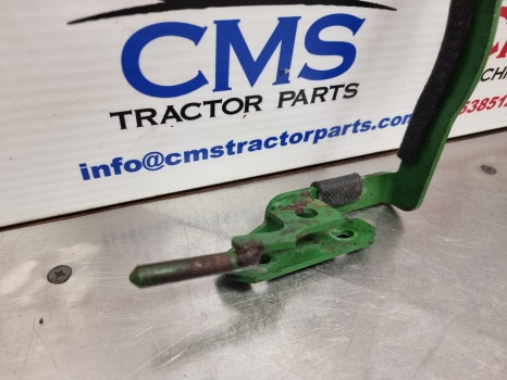 John Deere 6145r, 6m, 6r Series, Side Panel Hinge Lhs Al212813 - Carrocería y exterior: foto 3 John Deere 6145r, 6m, 6r Series, Side Panel Hinge Lhs Al212813 - Carrocería y exterior: foto 3