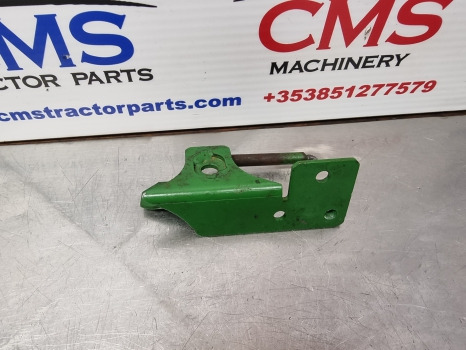 John Deere 6145r, 6m, 6r Series, Side Panel Hinge Lhsal220798, Al205181 - Carrocería y exterior: foto 1 John Deere 6145r, 6m, 6r Series, Side Panel Hinge Lhsal220798, Al205181 - Carrocería y exterior: foto 1