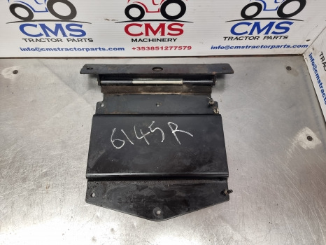 John Deere 6r, 6m Series, 6145r, 6130r Bonnet, Hood Hinge Bracket Al207042 - Carrocería y exterior: foto 2 John Deere 6r, 6m Series, 6145r, 6130r Bonnet, Hood Hinge Bracket Al207042 - Carrocería y exterior: foto 2