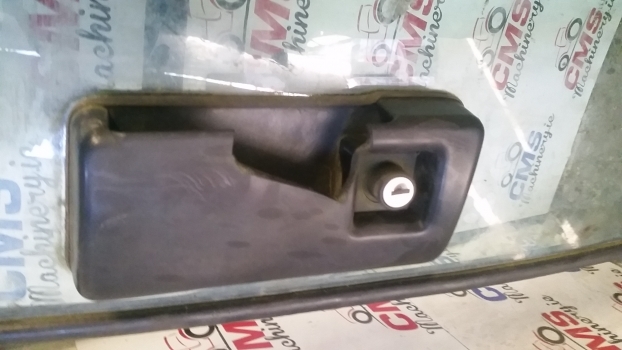 Landini Mythos Tdi 115 Cab Door Right Complete 3656166m1 - Puerta y piezas para Tractor: foto 1 Landini Mythos Tdi 115 Cab Door Right Complete 3656166m1 - Puerta y piezas para Tractor: foto 1
