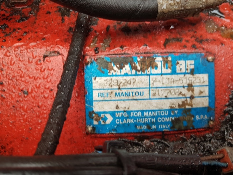 Manitou Mt 728.4 Clark Hurth 279/247 Rear Axle Complete 217708, 27906001619 - Eje posterior: foto 4 Manitou Mt 728.4 Clark Hurth 279/247 Rear Axle Complete 217708, 27906001619 - Eje posterior: foto 4