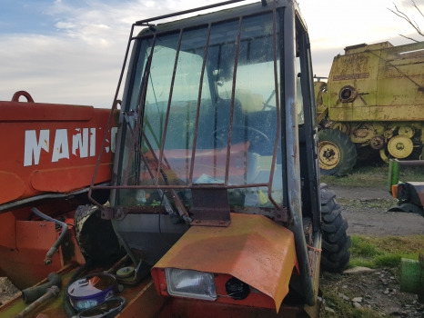 Manitou Mt 728.4 Complete Cab - Cabina: foto 3 Manitou Mt 728.4 Complete Cab - Cabina: foto 3
