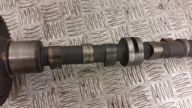Massey Ferguson 135, 140, 150, Ad3.152 Camshaft And Gear 31415261, 0410241 - Árbol de levas para Tractor: foto 5 Massey Ferguson 135, 140, 150, Ad3.152 Camshaft And Gear 31415261, 0410241 - Árbol de levas para Tractor: foto 5