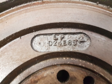 Massey Ferguson 290, 265, 275, 4225 Engine Flywheel 3819666m91, 31216360-2 - Volante de inercia para Tractor: foto 2 Massey Ferguson 290, 265, 275, 4225 Engine Flywheel 3819666m91, 31216360-2 - Volante de inercia para Tractor: foto 2