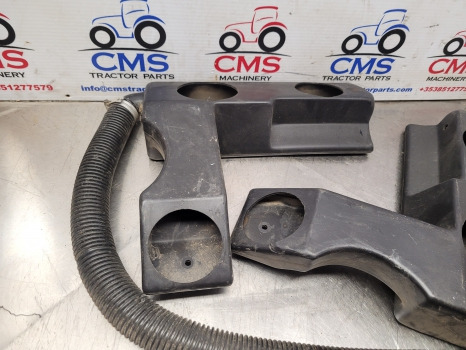 Massey Ferguson 4245, 4255, 4355 Cab Air Vent 3806427m3, 3806426m3 - Pieza de aire acondicionado: foto 5 Massey Ferguson 4245, 4255, 4355 Cab Air Vent 3806427m3, 3806426m3 - Pieza de aire acondicionado: foto 5