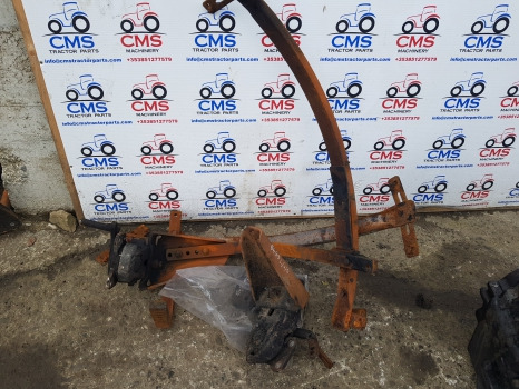 Massey Ferguson 5445, 5455 Front Mudguard Bracket Kit 3784943m92, 3784944m92 - Guardabarros: foto 1 Massey Ferguson 5445, 5455 Front Mudguard Bracket Kit 3784943m92, 3784944m92 - Guardabarros: foto 1