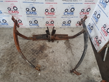 Massey Ferguson 5450, 5420 Front Axle Mudguard Fender Frame Pair 4353084m91 - Guardabarros para Tractor: foto 1 Massey Ferguson 5450, 5420 Front Axle Mudguard Fender Frame Pair 4353084m91 - Guardabarros para Tractor: foto 1