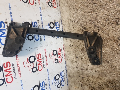 New Holland Case Steyr T6.180 T6, T7, Mxu, Maxxum T6.180 Door Hinge Rhs 87301647 - Puerta y piezas: foto 3 New Holland Case Steyr T6.180 T6, T7, Mxu, Maxxum T6.180 Door Hinge Rhs 87301647 - Puerta y piezas: foto 3