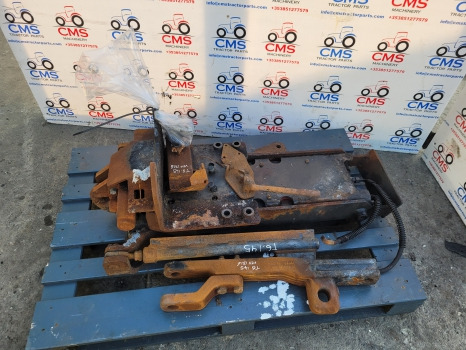 New Holland Case T6, Maxxum, Mxu, T6000, Tsa Ser T6.145 Pick Up Hitch 87482831 - Bastidor/ Chasis: foto 2 New Holland Case T6, Maxxum, Mxu, T6000, Tsa Ser T6.145 Pick Up Hitch 87482831 - Bastidor/ Chasis: foto 2