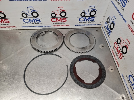 New Holland Case T6, T7, T6000, Cl4 Front Axle Brake Plate Disc Kit 87608346 - Discos de freno: foto 1 New Holland Case T6, T7, T6000, Cl4 Front Axle Brake Plate Disc Kit 87608346 - Discos de freno: foto 1