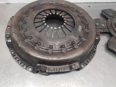 New Holland Fiat Ford 35, L95, Tl90 Clutch Assembly 5167939, 5189823, 5179851 - Embrague y piezas para Maquinaria agrícola: foto 3 New Holland Fiat Ford 35, L95, Tl90 Clutch Assembly 5167939, 5189823, 5179851 - Embrague y piezas para Maquinaria agrícola: foto 3