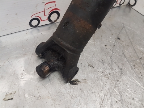 New Holland Lm415a, Lm425a, Lm435a, Lm445a Front Cardan Drive Shaft 85820673 - Árbol de transmisión para Manipulador telescópico: foto 2 New Holland Lm415a, Lm425a, Lm435a, Lm445a Front Cardan Drive Shaft 85820673 - Árbol de transmisión para Manipulador telescópico: foto 2