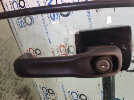 New Holland T4, T5 Series T5.95, 85, 120 Cab Door Lhs 84472427, 84224132 - Puerta y piezas para Tractor: foto 3 New Holland T4, T5 Series T5.95, 85, 120 Cab Door Lhs 84472427, 84224132 - Puerta y piezas para Tractor: foto 3