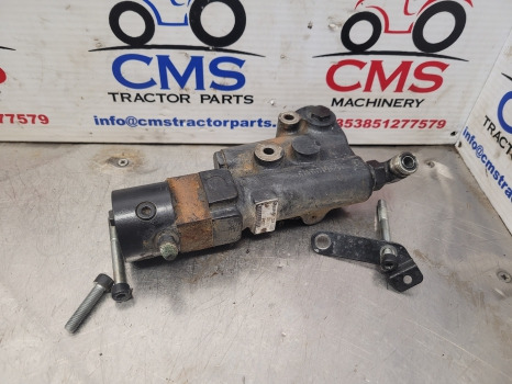 New Holland T5.110, T5.120, T5.130 Trailer Brake Valve 47566037, R917009740 - Piezas de freno: foto 1 New Holland T5.110, T5.120, T5.130 Trailer Brake Valve 47566037, R917009740 - Piezas de freno: foto 1