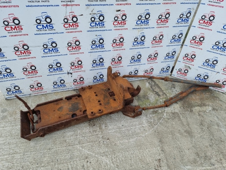 New Holland T6 Case Maxxum, Mxu, T6000, Tsa Pick Up Hitch For Parts 87482831 - Bastidor/ Chasis: foto 1 New Holland T6 Case Maxxum, Mxu, T6000, Tsa Pick Up Hitch For Parts 87482831 - Bastidor/ Chasis: foto 1