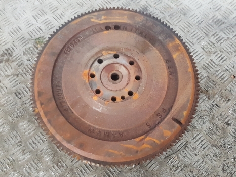 New Holland T6050 And Tsa Series Flywheel ,ring Gear 87300081,4899524 ,4895353 - Volante de inercia para Tractor: foto 1 New Holland T6050 And Tsa Series Flywheel ,ring Gear 87300081,4899524 ,4895353 - Volante de inercia para Tractor: foto 1