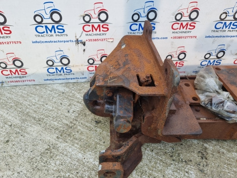New Holland T7.270, T7, Case Puma, T7.260 Pick Up Hitch Complete 48028709 - Bastidor/ Chasis: foto 3 New Holland T7.270, T7, Case Puma, T7.260 Pick Up Hitch Complete 48028709 - Bastidor/ Chasis: foto 3