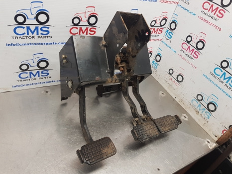 New Holland T7040, Tsa Brake, Clutch Pedal Kit 87547108, 87547109, 87566904 - Embrague y piezas para Maquinaria agrícola: foto 3 New Holland T7040, Tsa Brake, Clutch Pedal Kit 87547108, 87547109, 87566904 - Embrague y piezas para Maquinaria agrícola: foto 3