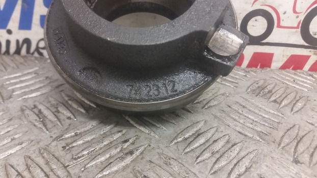 New Holland Tm Fiat F Series F100 - F130 Clutch Release Bearing 5149611 - Embrague y piezas para Maquinaria agrícola: foto 3 New Holland Tm Fiat F Series F100 - F130 Clutch Release Bearing 5149611 - Embrague y piezas para Maquinaria agrícola: foto 3