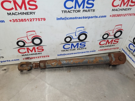 Ford New Holland 40, Ts Ser 8240, 8340 Pick Up Hitch Lift Rod Original 82005033 - Recambio para Tractor: foto 1 Ford New Holland 40, Ts Ser 8240, 8340 Pick Up Hitch Lift Rod Original 82005033 - Recambio para Tractor: foto 1