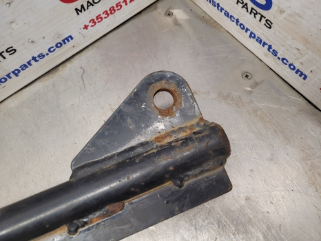 New Holland T6010 Delta, Ts100a, Case Mxu100 Pick Up Hitch Lift Rod 87309969 - Recambio para Tractor: foto 3 New Holland T6010 Delta, Ts100a, Case Mxu100 Pick Up Hitch Lift Rod 87309969 - Recambio para Tractor: foto 3