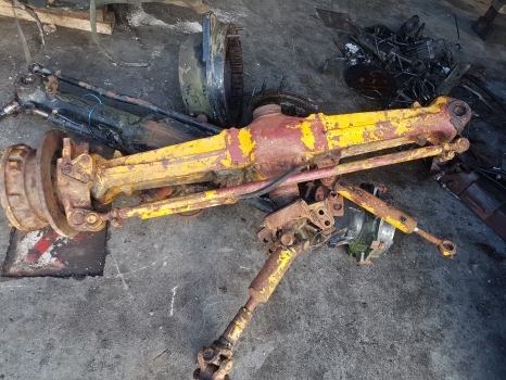 Sanderson Telehandler Front Axle Beam Carraro 710/19 117842, 18381 - Eje delantero para Manipulador telescópico: foto 1 Sanderson Telehandler Front Axle Beam Carraro 710/19 117842, 18381 - Eje delantero para Manipulador telescópico: foto 1