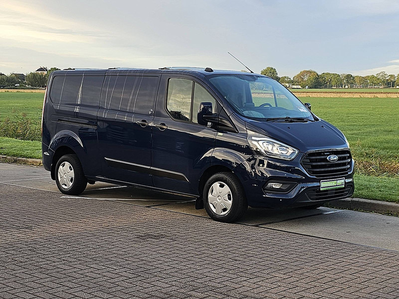 Ford Transit Custom 2.0 L2H1 Navi Trekhaak ! - Furgoneta pequeña: foto 4 Ford Transit Custom 2.0 L2H1 Navi Trekhaak ! - Furgoneta pequeña: foto 4