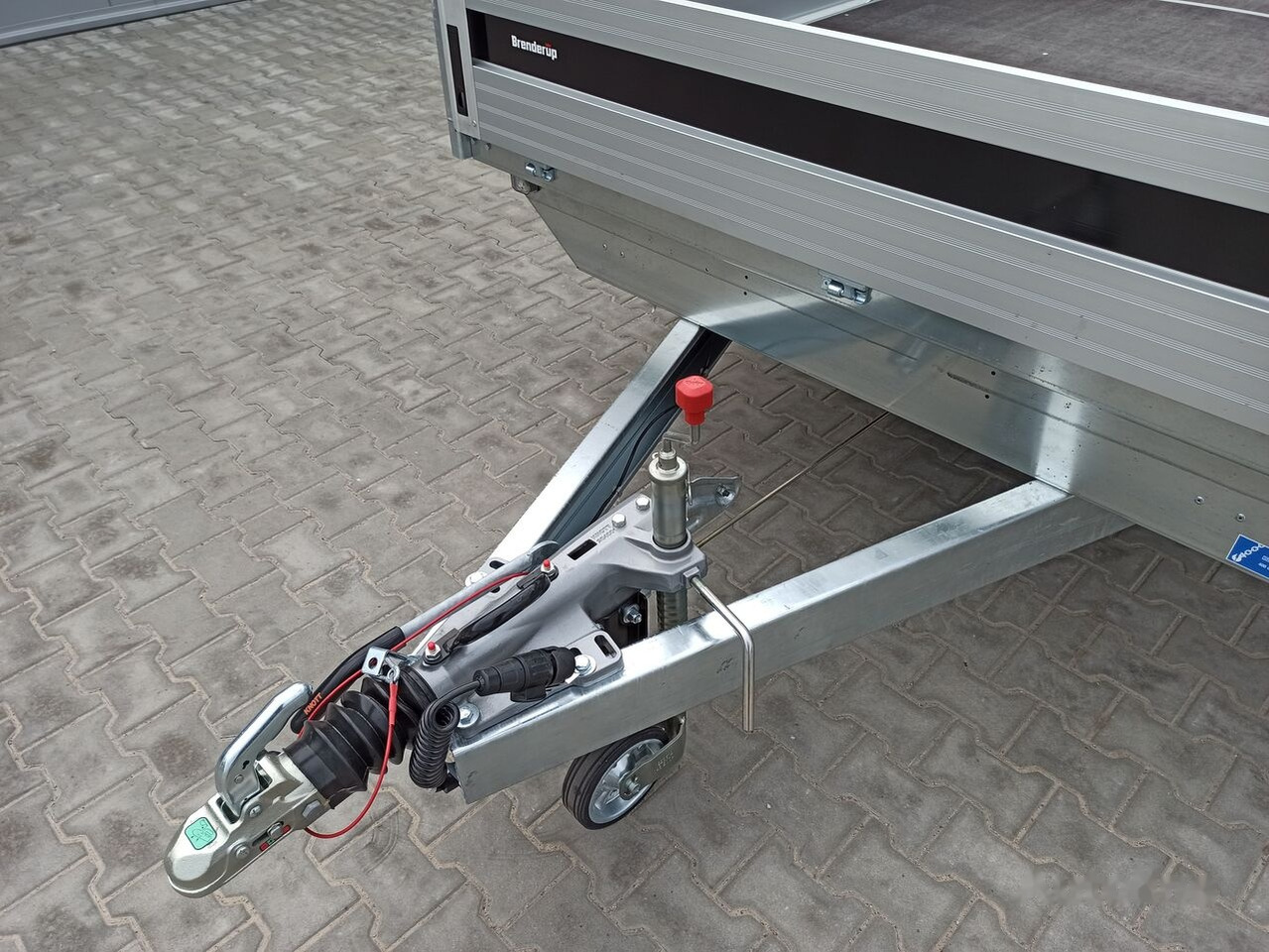 Brenderup 5420W ATB przyczepa skrzyniowa 3,5T DMC 417 x 203 cm najazdy - Remolque plataforma/ Caja abierta: foto 5 Brenderup 5420W ATB przyczepa skrzyniowa 3,5T DMC 417 x 203 cm najazdy - Remolque plataforma/ Caja abierta: foto 5