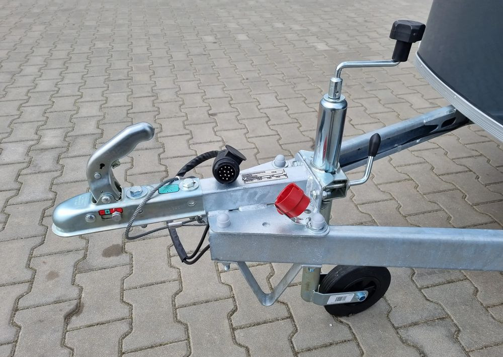 DEBON C255SF PPL + drzwi boczne - Remolque caja cerrada: foto 5 DEBON C255SF PPL + drzwi boczne - Remolque caja cerrada: foto 5