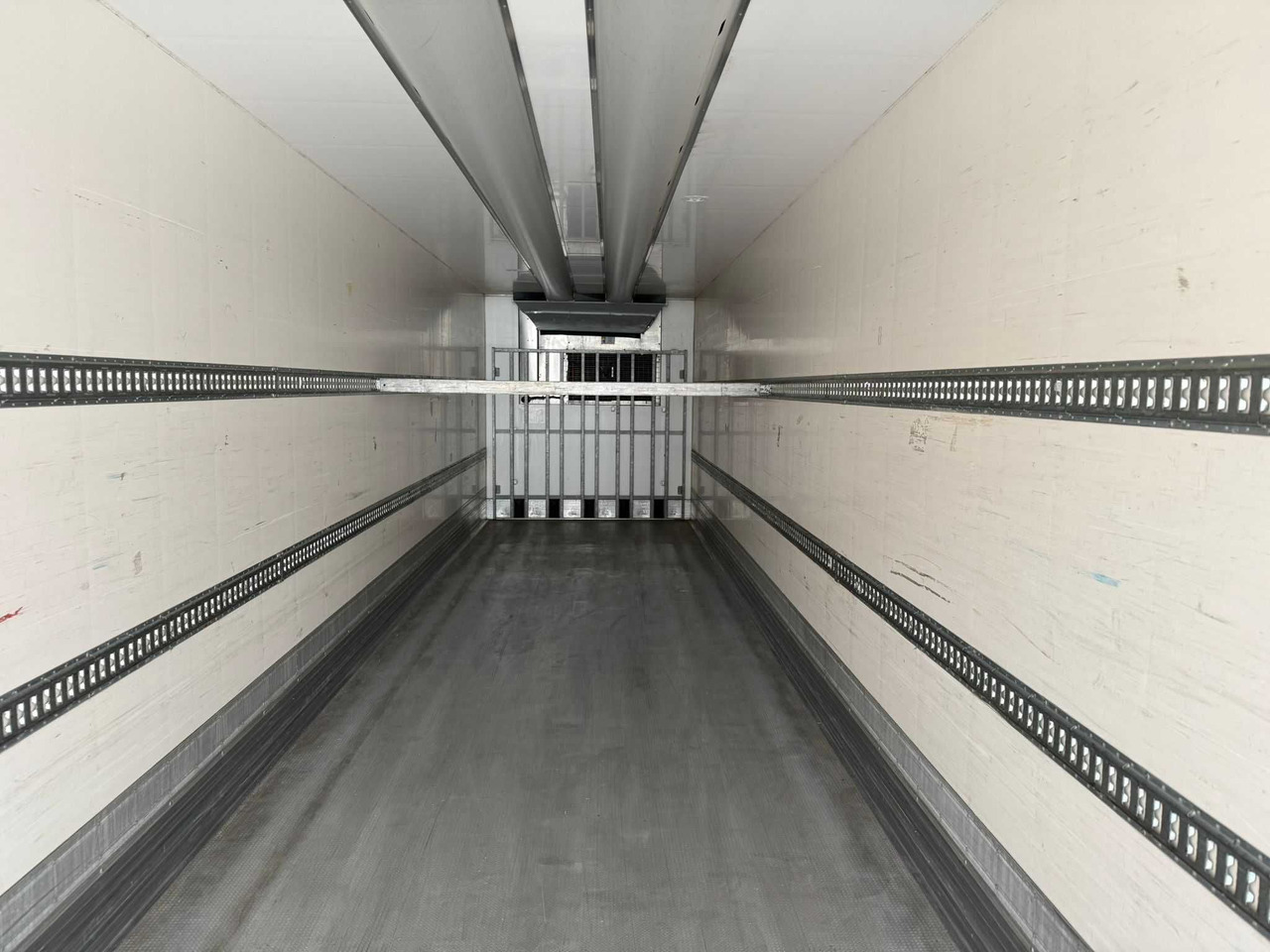 Сhłodnia CHEREAU ,THERMO KING SLXi 300 , SAF, 2017 rok, 6146 mtg !!! - Semirremolque frigorífico: foto 5 Сhłodnia CHEREAU ,THERMO KING SLXi 300 , SAF, 2017 rok, 6146 mtg !!! - Semirremolque frigorífico: foto 5