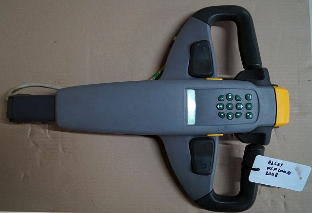 Atlet 078959 | Tiller Head ref 118497/B from Atlet PLP200N year 2008 - Sistema eléctrico para Equipo de manutención: foto 1 Atlet 078959 | Tiller Head ref 118497/B from Atlet PLP200N year 2008 - Sistema eléctrico para Equipo de manutención: foto 1