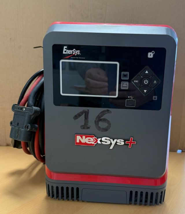 Hawker unknown | Charger for Next Sys batteries 24V36A 1085w 200-240 Vac sn. SCA - Acumulador para Equipo de manutención: foto 1 Hawker unknown | Charger for Next Sys batteries 24V36A 1085w 200-240 Vac sn. SCA - Acumulador para Equipo de manutención: foto 1