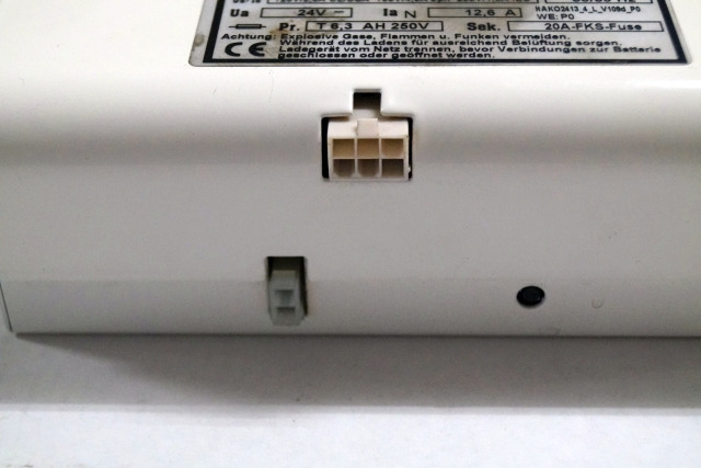 IEB 90587858 | IEB charger EFG 230 G 24/12 B65-FP02 WR 24V12,6A 220V 50/60Hz fro - Acumulador para Equipo de manutención: foto 3 IEB 90587858 | IEB charger EFG 230 G 24/12 B65-FP02 WR 24V12,6A 220V 50/60Hz fro - Acumulador para Equipo de manutención: foto 3