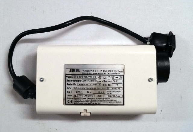 IEB 90587858 | IEB charger EFG 230 G 24/12 B65-FP02 WR 24V12,6A 220V 50/60Hz fro - Acumulador para Equipo de manutención: foto 1 IEB 90587858 | IEB charger EFG 230 G 24/12 B65-FP02 WR 24V12,6A 220V 50/60Hz fro - Acumulador para Equipo de manutención: foto 1