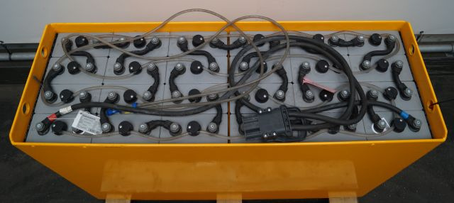 Jungheinrich unknown | Battery 48V775Ah 05-EPZS775SC Year 2024 weight 1135 kg sn - Acumulador para Equipo de manutención: foto 3 Jungheinrich unknown | Battery 48V775Ah 05-EPZS775SC Year 2024 weight 1135 kg sn - Acumulador para Equipo de manutención: foto 3